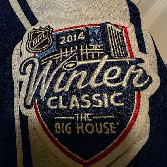 Authentic 2014 Winter Classic Leafs Jersey - Picture 3 of 5